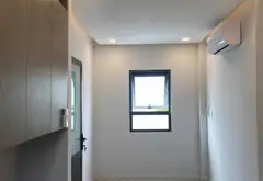 Đoàn Văn Bơ, 4 tầng, ngang hơn 4, sổ đẹp, chỉ nhỉnh 4 tỷ... Bán nhà riêng tại Khánh Hội, Hồ Chí Minh 04
