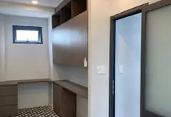 Đoàn Văn Bơ, 4 tầng, ngang hơn 4, sổ đẹp, chỉ nhỉnh 4 tỷ... Bán nhà riêng tại Khánh Hội, Hồ Chí Minh 02
