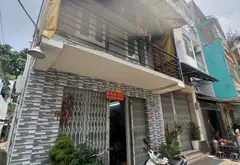 Nhà 2 tầng ấm cúng tại Minh Phụng, Quận 11... Bán nhà riêng tại Minh Phụng, Hồ Chí Minh 02