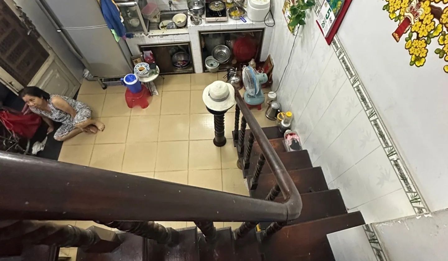 Nhà phố 2 tầng tiện nghi ngay trung tâm quận Phú Nhuận... Bán nhà riêng tại Cầu Kiệu, Hồ Chí Minh 01