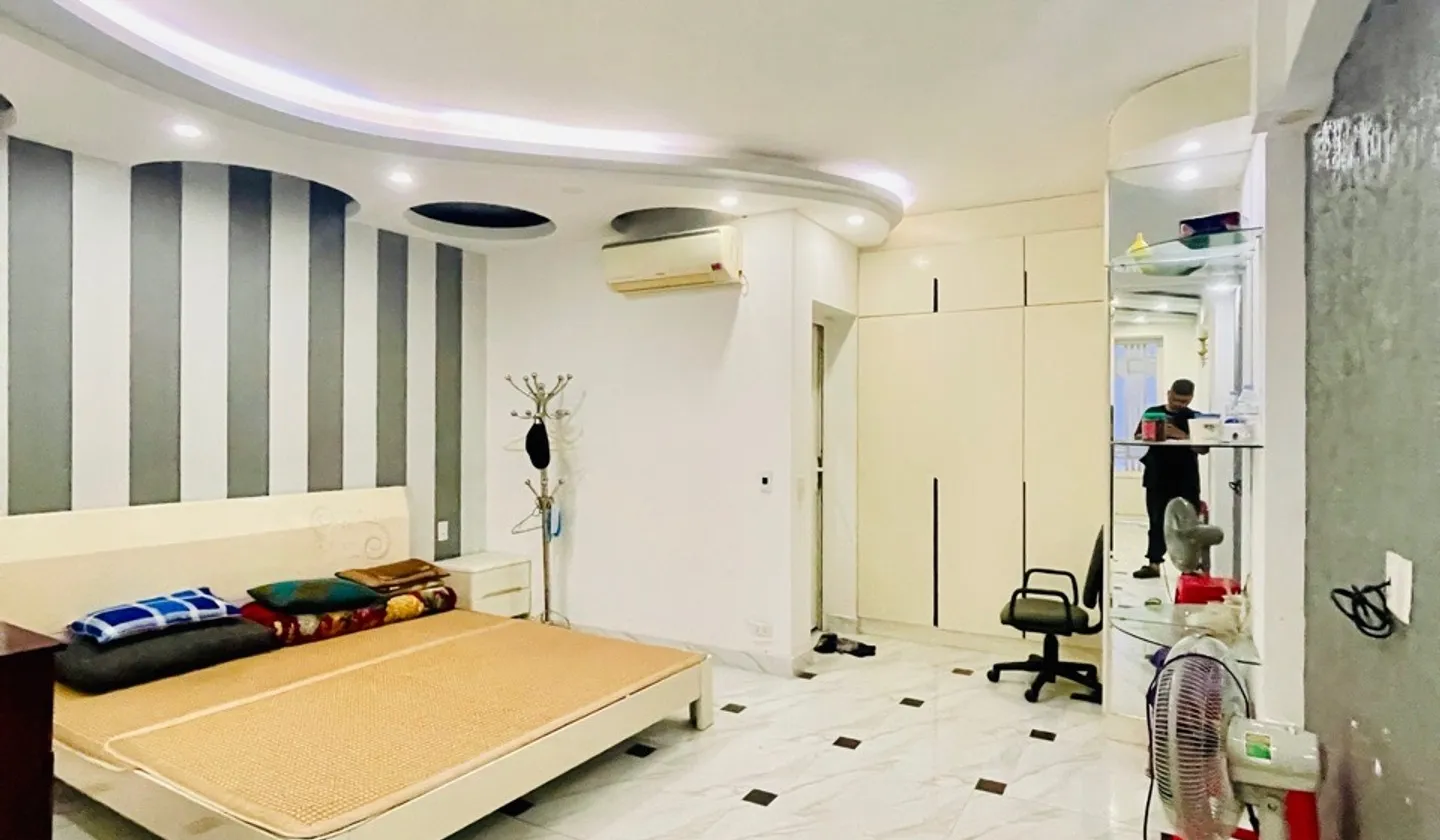 Nhà 4 tầng ngõ nông tại Đông Khê, quận An Đà với thiết kế hiện đại và tiện nghi... Bán nhà riêng tại Gia Viên, Hải Phòng 01