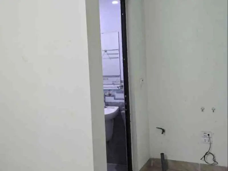 Bán nhà riêng 5 tầng 50m² tại An Dương Vương với pháp lý chuẩn và tiện di chuyển... Bán nhà riêng tại Tây Hồ, Hà Nội 01