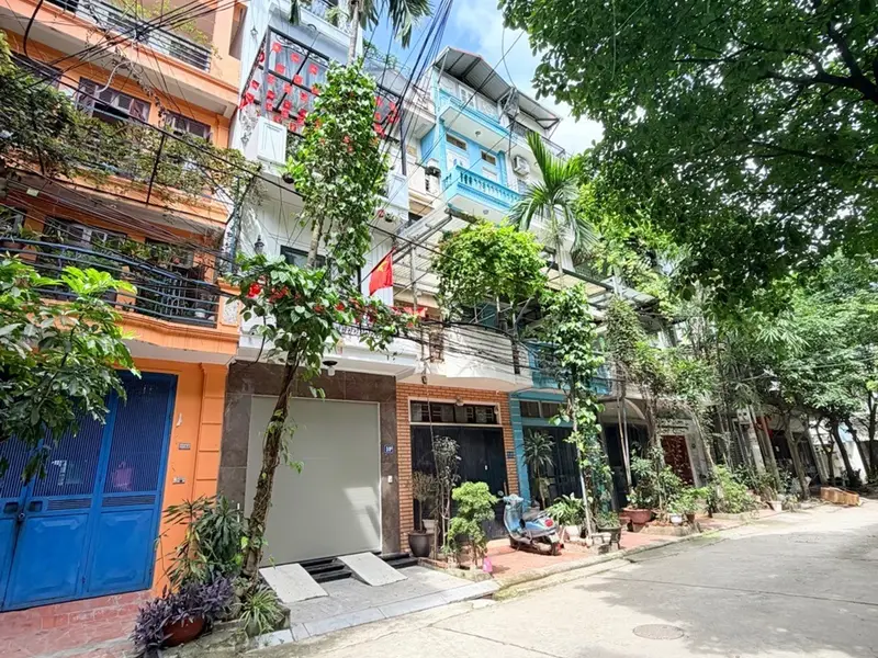 Bán nhà 5t thang máy , ô tồ vào, cạnh bệnh viện phụ sản Hà Nội... Bán nhà riêng tại Ngọc Hà, Hà Nội 01