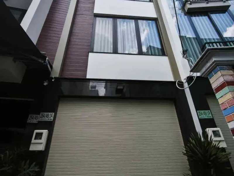 Nhà phố hiện đại 3 tầng có thang máy tại Tân Hòa... Bán nhà riêng tại Tân Hòa, Hồ Chí Minh 01