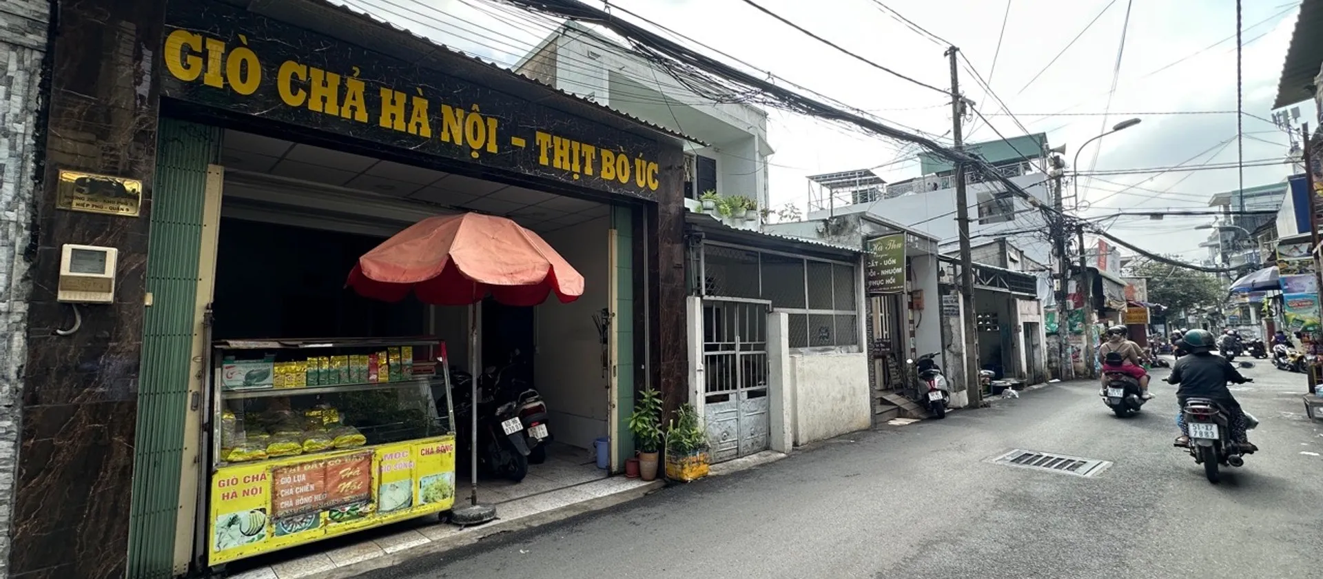 Nhà mặt tiền kinh doanh tại Thủ Đức, giá 8.5 tỷ đồng... Bán nhà mặt phố tại Tăng Nhơn Phú, Hồ Chí Minh 01