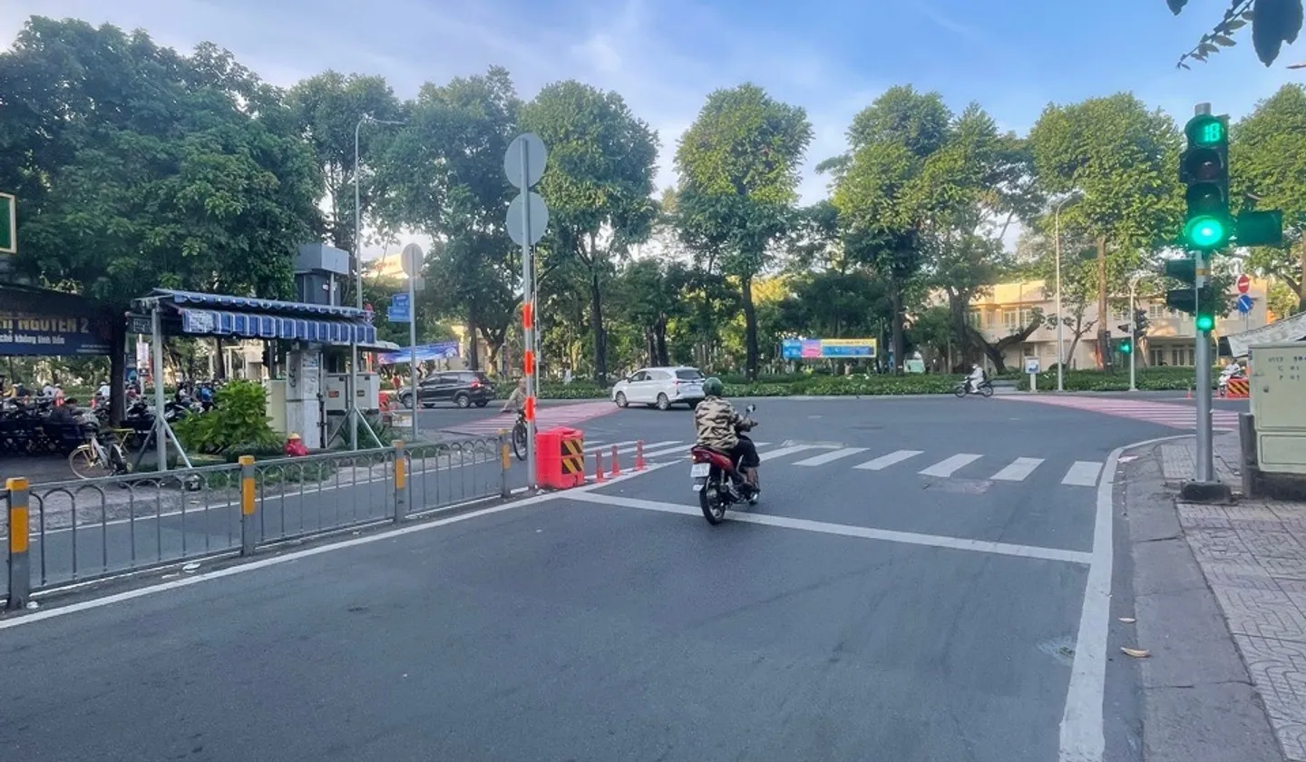 Nhà mặt phố tphcm đẳng cấp với không gian rộng thoáng và thiết kế tinh tế... Bán nhà mặt phố tại Bàn Cờ, Hồ Chí Minh 01