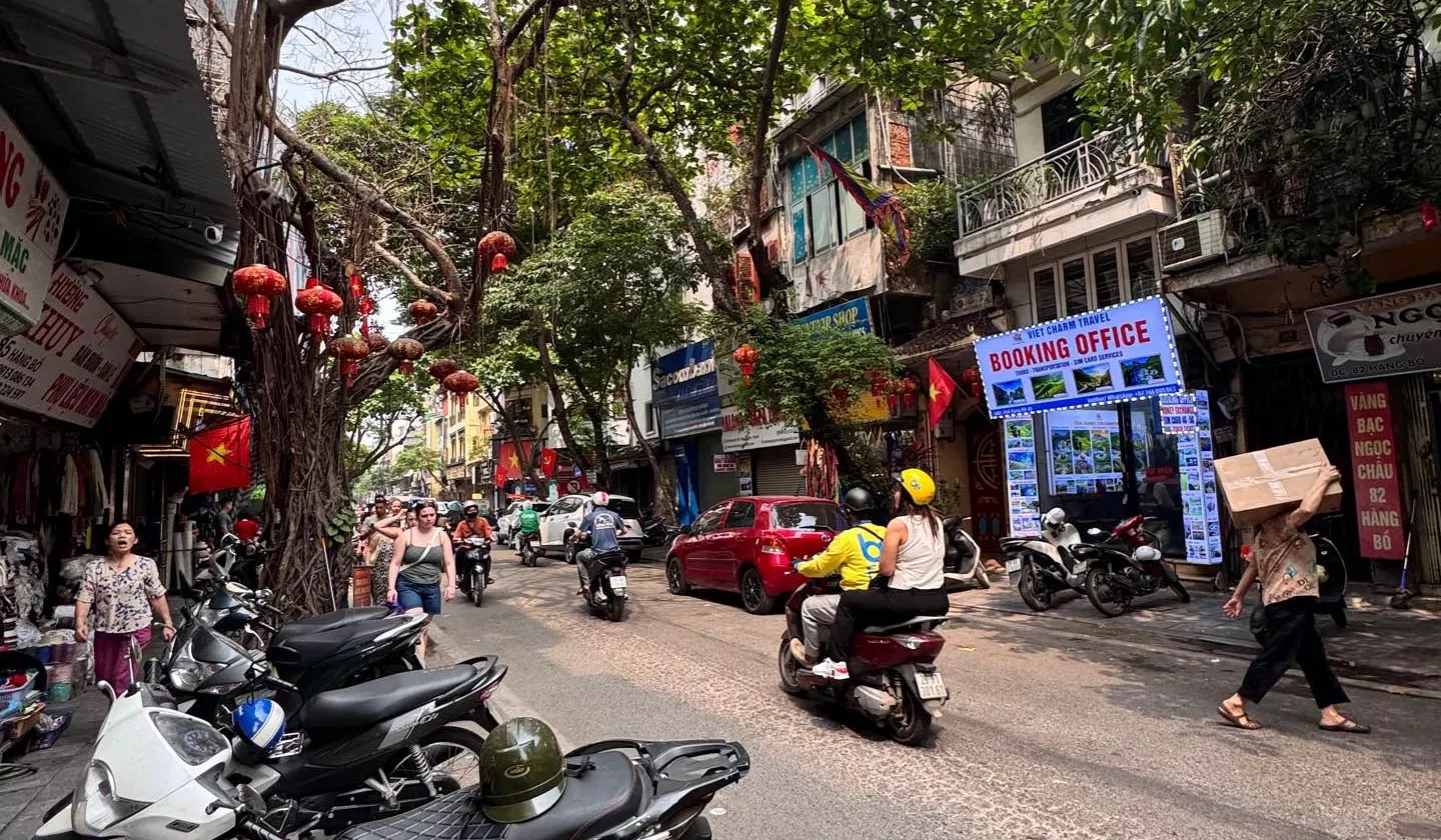 Bán nhà riêng 3 tầng diện tích 27m² tại trung tâm phố cổ, sổ đỏ chính chủ... Bán nhà riêng tại Cửa Nam, Hà Nội 01