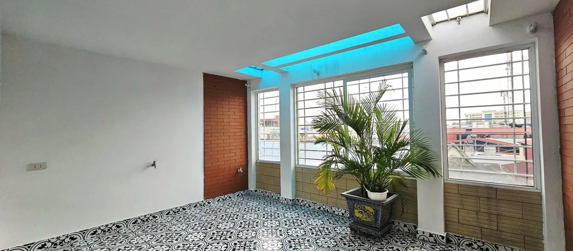 Nhà đẹp 4 tầng gần biển Lạch Tray, không gian sống lý tưởng... Bán nhà riêng tại Lê Chân, Hải Phòng 01