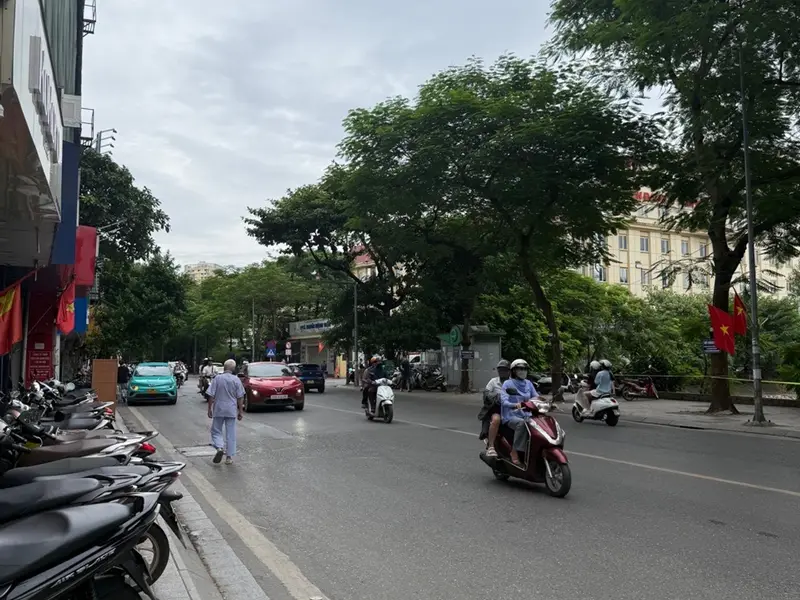 Bán đất tặng nhà 3 tầng cũ tại Đống Đa, diện tích 41.6m²... Bán nhà riêng tại Kim Liên, Hà Nội 01
