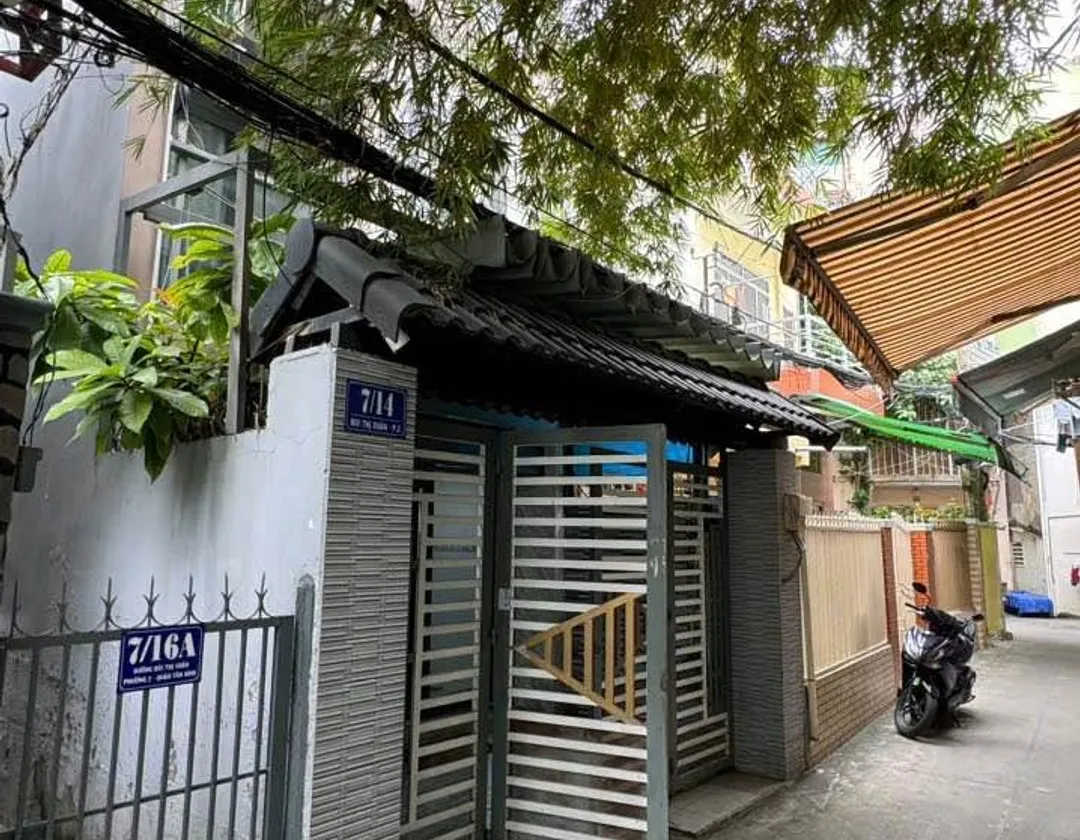 Nhà 4 tầng sang chảnh gần sân bay Tân Bình, đầy đủ tiện nghi... Bán nhà riêng tại Tân Sơn Hòa, Hồ Chí Minh 01
