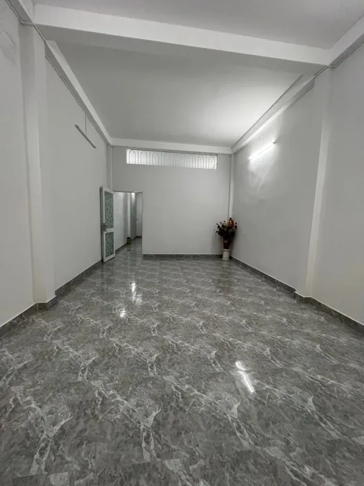 Bán nhà 2 tầng 108m2 gần chợ vải Phường 11 Tân Bình giá 12.4 tỷ... Bán owner_side tại Bảy Hiền, Hồ Chí Minh 01