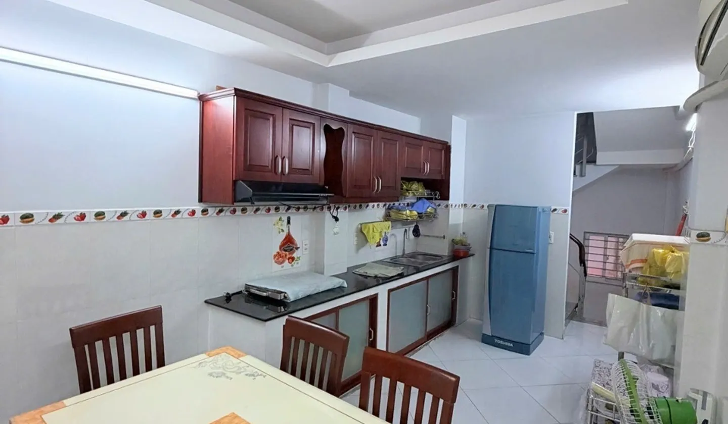 Nhà đẹp trung tâm Quận 3, sẵn sàng về ở ngay... Bán nhà riêng tại Vườn Lài, Hồ Chí Minh 01