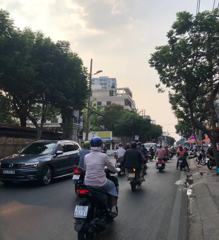 Nhà 2 Tầng Hẻm Xe Hơi Âu Cơ Giá Sốc Chỉ 2.5 Tỷ... Bán owner_side tại Tân Hòa, Hồ Chí Minh 01