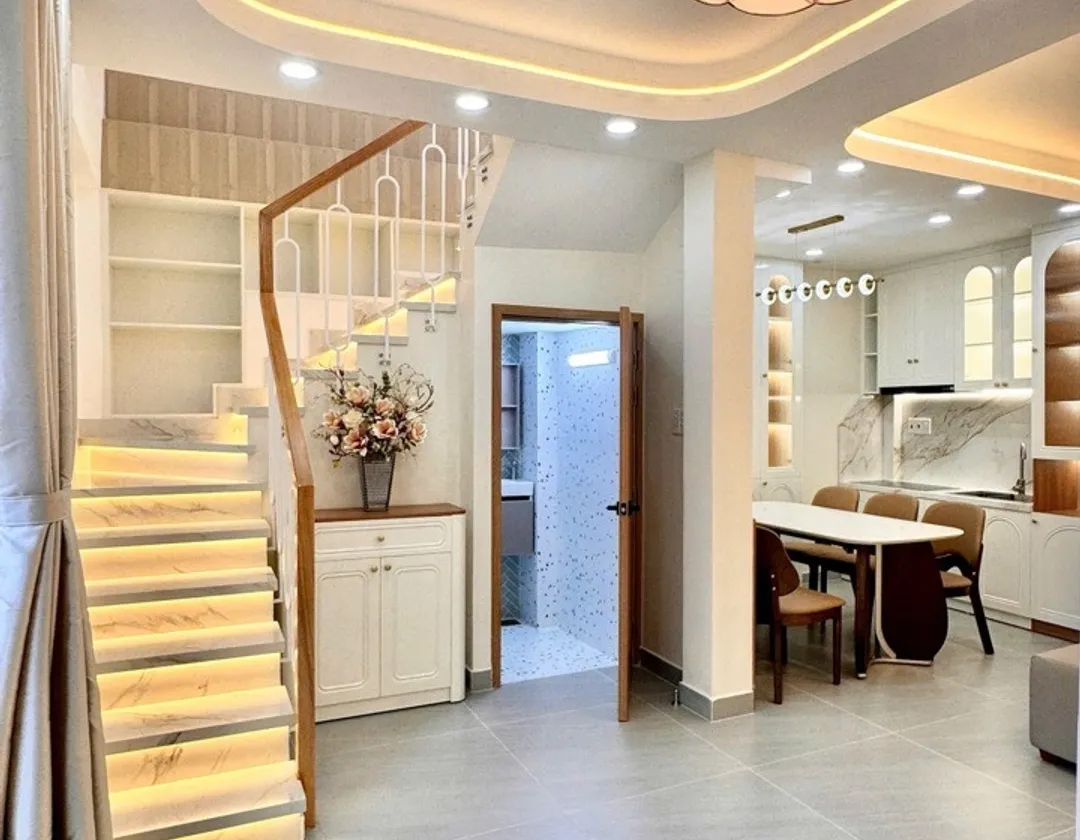 Bán nhà riêng 3 tầng,4 phòng ngủ tại Huỳnh Tấn Phát, Phú Thuận, Quận 7, cách Phú Mỹ Hưng chỉ 5 phút... Bán nhà riêng tại Phú Thuận, Hồ Chí Minh 01