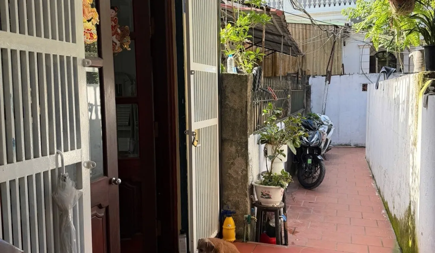 Cơ hội hiếm có để sở hữu nhà hiện đại tại Ngọc Lâm, giá hấp dẫn, nhỏ tiền, chỉ hơn 5tỷ... Bán nhà riêng tại Bồ Đề, Hà Nội 01