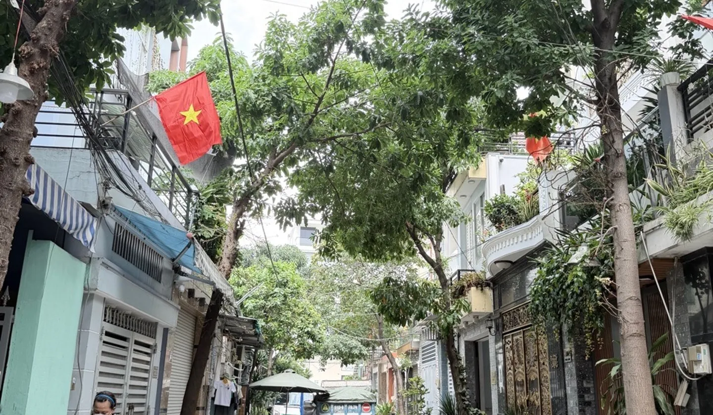 Nhà phố 2 tầng sang trọng, vị trí đắc địa gần trung tâm Tân Phú... Bán nhà mặt phố tại Bình Tân, Hồ Chí Minh 01
