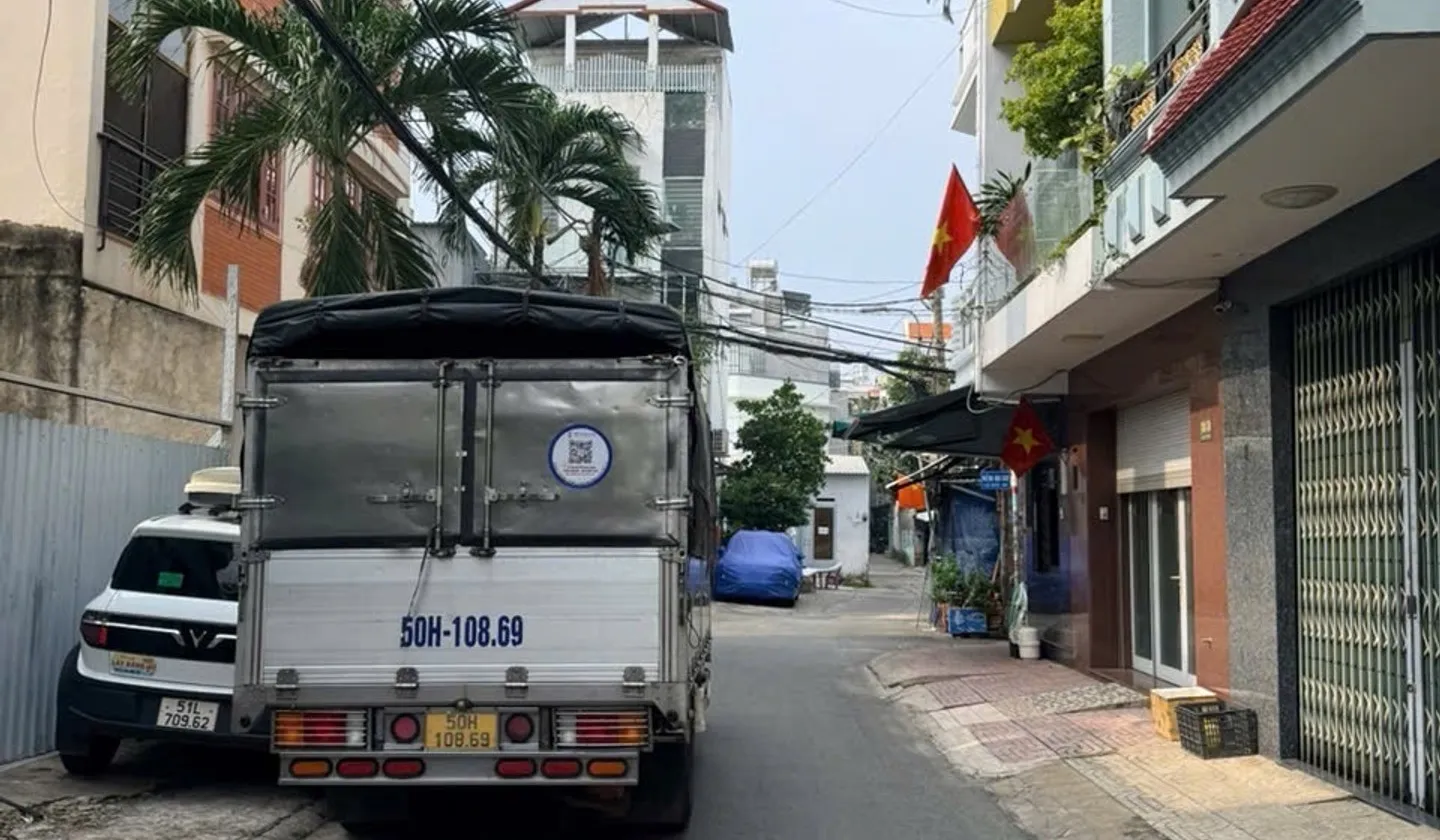 Bán nhà 4 tầng 4 phòng ngủ hẻm nhựa 8m Tân Phú... Bán nhà riêng tại Tân Sơn Nhì, Hồ Chí Minh 01