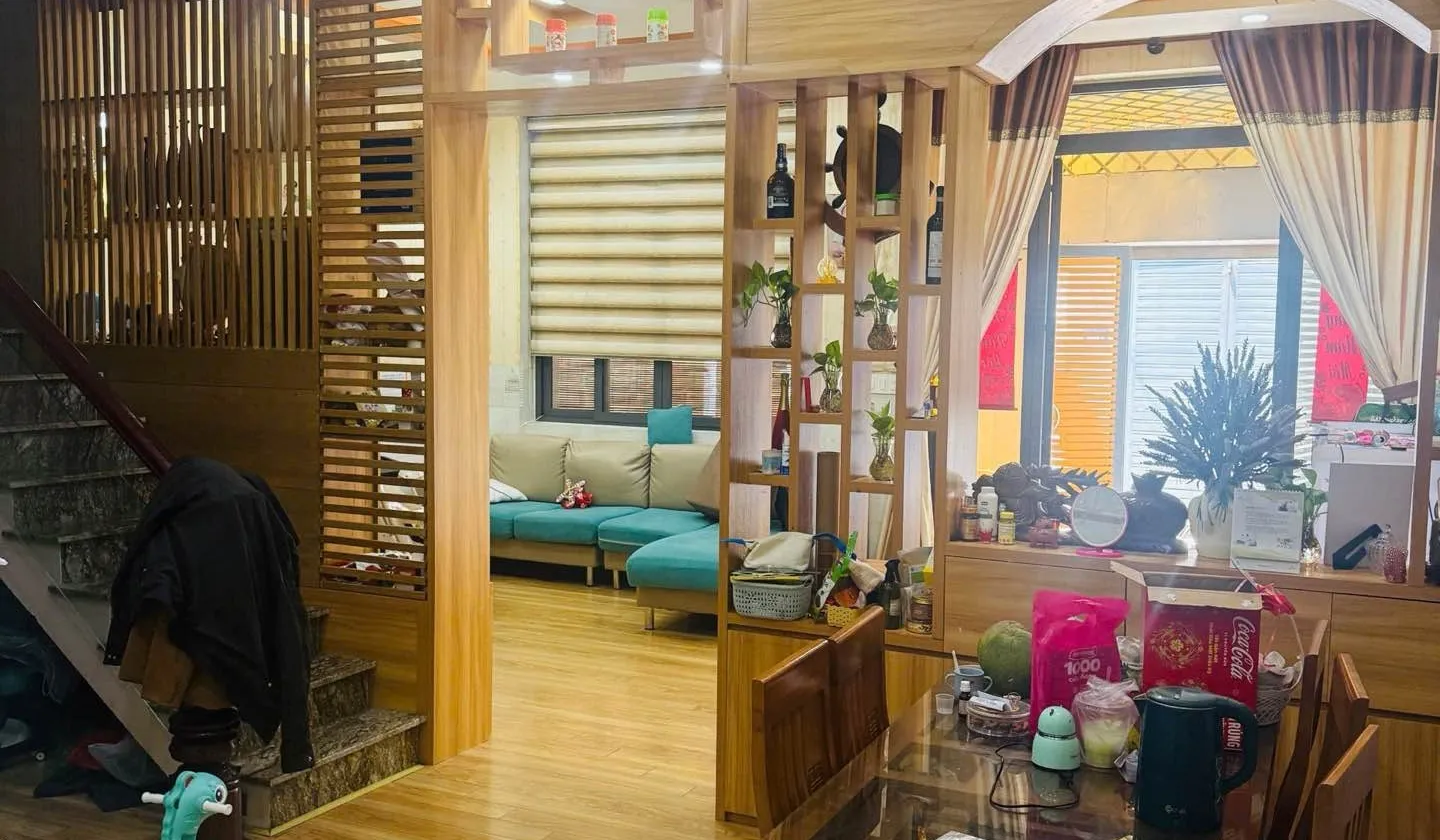 Nhà gần mặt tiền đình phong phú . Đường xe hơi... Bán nhà mặt phố tại Tăng Nhơn Phú, Hồ Chí Minh 01