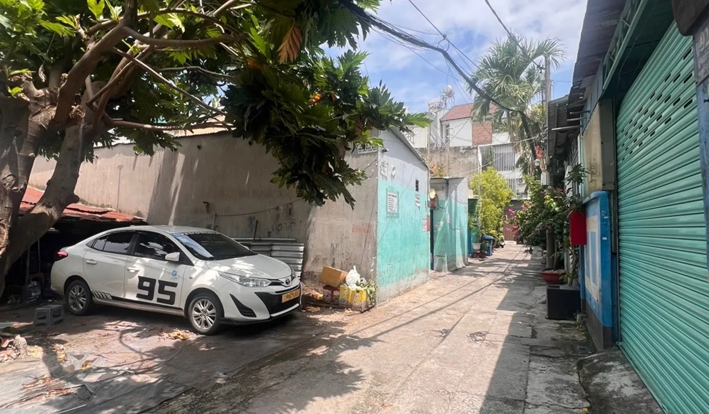 Bán nhà 2 tầng 52m2 gần Nguyễn Sơn, giá 5.8 tỷ... Bán nhà riêng tại Phú Thọ Hòa, Hồ Chí Minh 01
