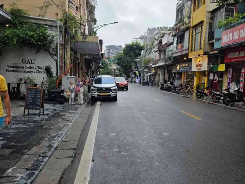 MẶT PHỐ LÕI PHỐ CỔ HOÀN KIẾM - 108M² MT 6.4M - GIÁ 75 TỶ - GẦN HÀNG BÔNG, LÝ QUỐC SƯ... Bán nhà mặt phố tại Hoàn Kiếm, Hà Nội 01