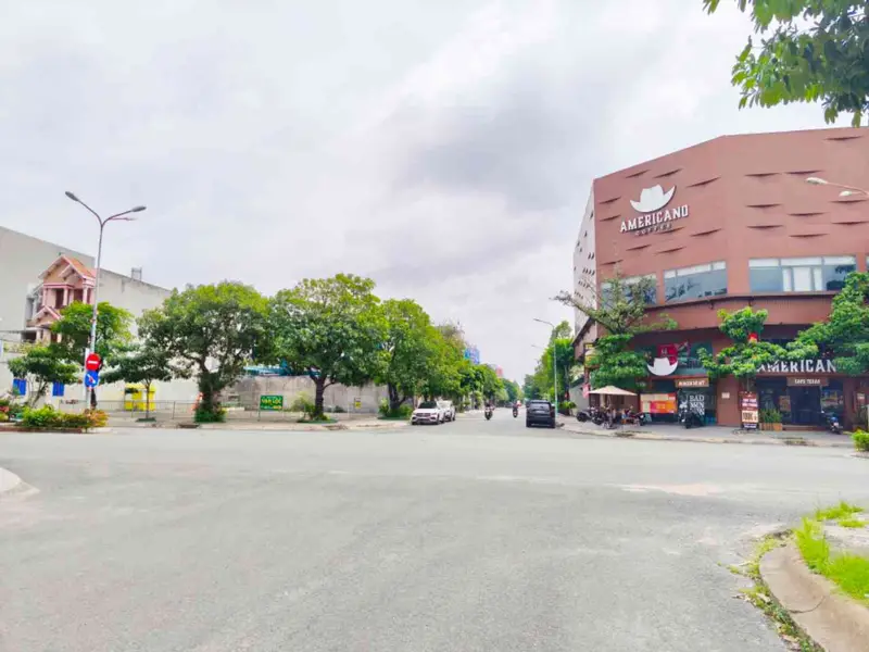 ✨Bán nhà mặt phố 3 tầng tại trung tâm hành chính Dĩ An, diện tích 136m², giá 9.2 tỷ , sân xe hơi.... Bán nhà mặt phố tại Dĩ An, Hồ Chí Minh 01