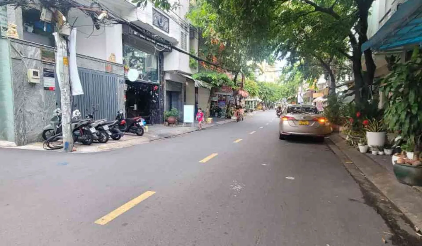 Bán nhà mặt phố 4 tầng 72m2 phường 13 Tân Bình, lô góc 2 mặt tiền... Bán nhà mặt phố tại Tân Bình, Hồ Chí Minh 01
