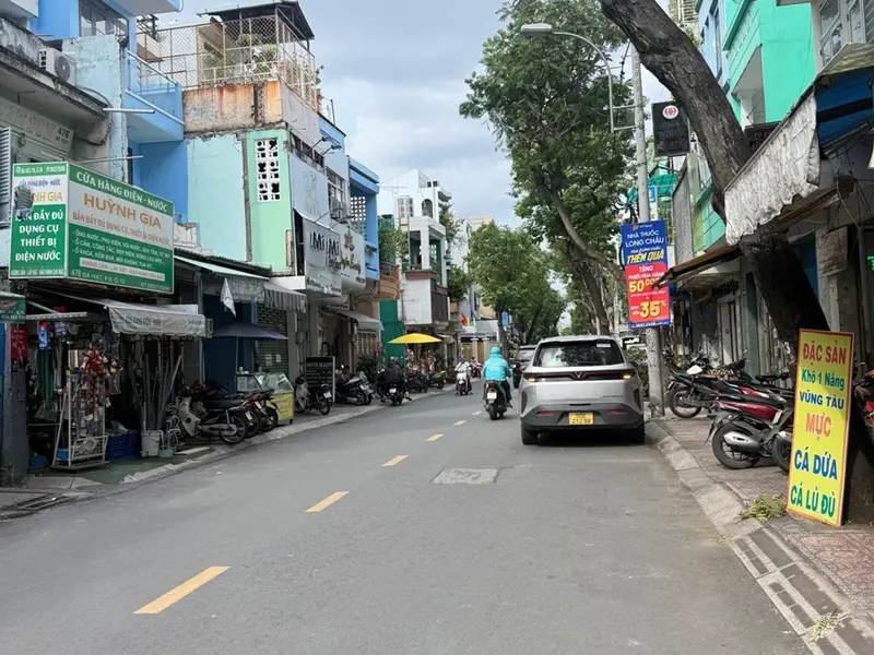 Nhà mặt phố Bà Hạt 2 tầng kinh doanh, thu nhập 25 triệu/tháng... Bán nhà mặt phố tại Diên Hồng, Hồ Chí Minh 01