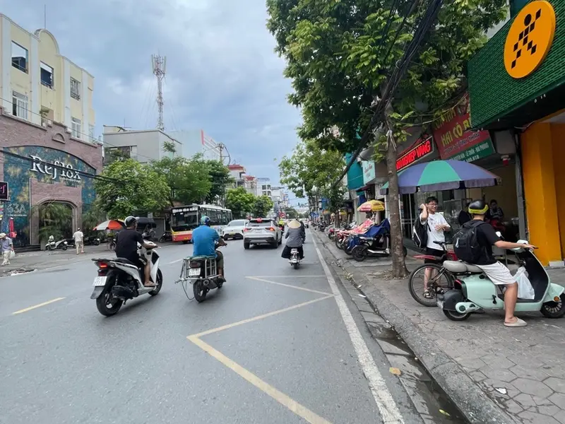 Nhà mặt phố lô góc rộng rãi, vị trí đắc địa tại khu vực Trần Nguyên Hãn... Bán nhà mặt phố tại An Biên, Hải Phòng 01