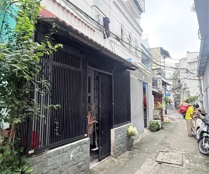 Bán nhà riêng 3 tầng 4 phòng ngủ tại phường Tân Hưng, Hồ Chí Minh... Bán nhà riêng tại Tân Hưng, Hồ Chí Minh 01