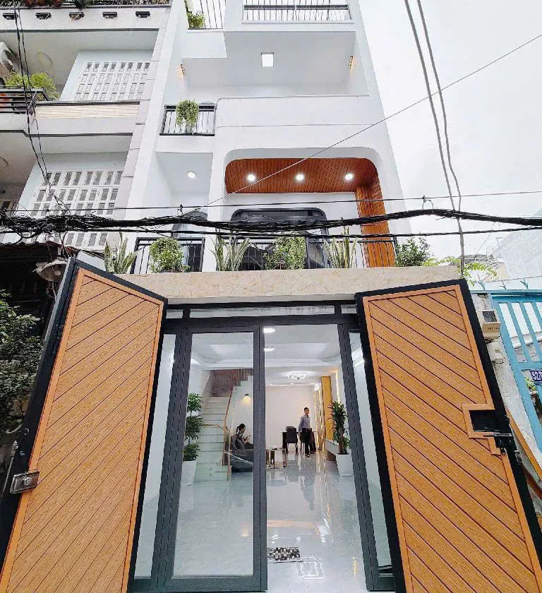 🔥 CHỐT GẤP – CHỦ GIẢM TIẾP – TỔNG GIẢM 1,05 TỶ – NHÀ 4 TẦNG NGUYỄN THỊ THẬP Q7... Bán nhà riêng tại Tân Thuận, Hồ Chí Minh 01