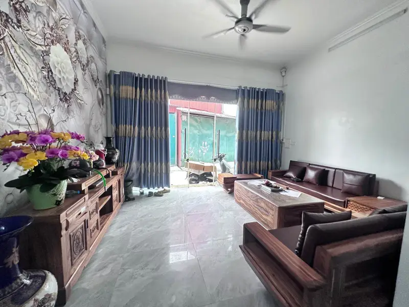 Nhà 3 tầng 4 phòng ngủ full nội thất, giá cực tốt tại Xã An Vĩ Cũ -Khoái Châu -HY... Bán nhà riêng tại Triệu Việt Vương, Hưng Yên 01