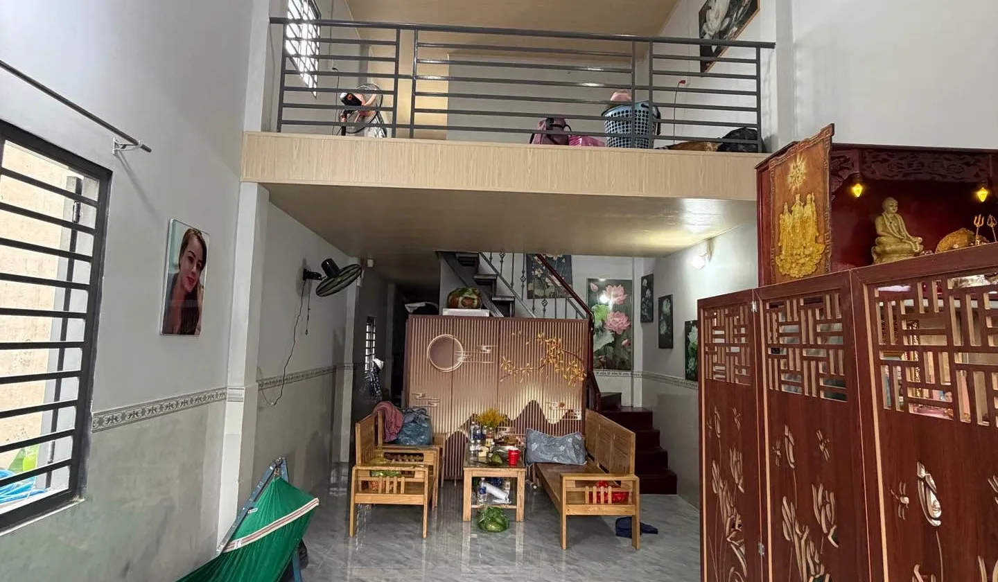 Bán nhà 2 tầng 4 phòng ngủ tại Thới Hòa giá 4 tỷ... Bán nhà riêng tại Vĩnh Lộc, Hồ Chí Minh 01