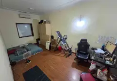 Căn hộ 2 phòng ngủ tại tập thể mặt phố Nguyên Hồng với thiết kế hai mặt thoáng... Bán căn hộ chung cư tại Láng, Hà Nội 01