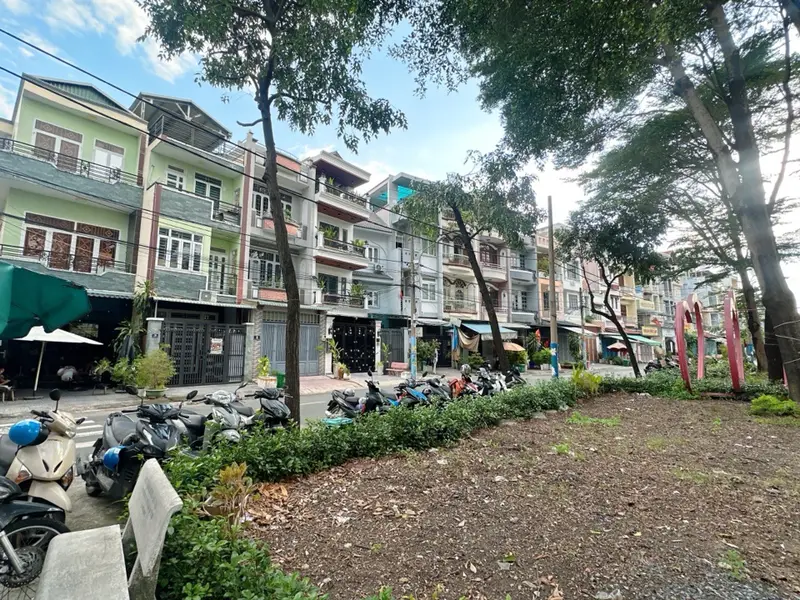 Nhà mặt phố - 68m² - Phước Long, Quận 9, TP Hồ Chí Minh - 10.1 tỷ... Bán nhà mặt phố tại Phước Long, Hồ Chí Minh 01