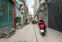 Nhà đẹp 3 phòng ngủ hẻm ô tô Phường Cầu Ông Lãnh... Bán nhà riêng tại Cầu Ông Lãnh, Hồ Chí Minh 01