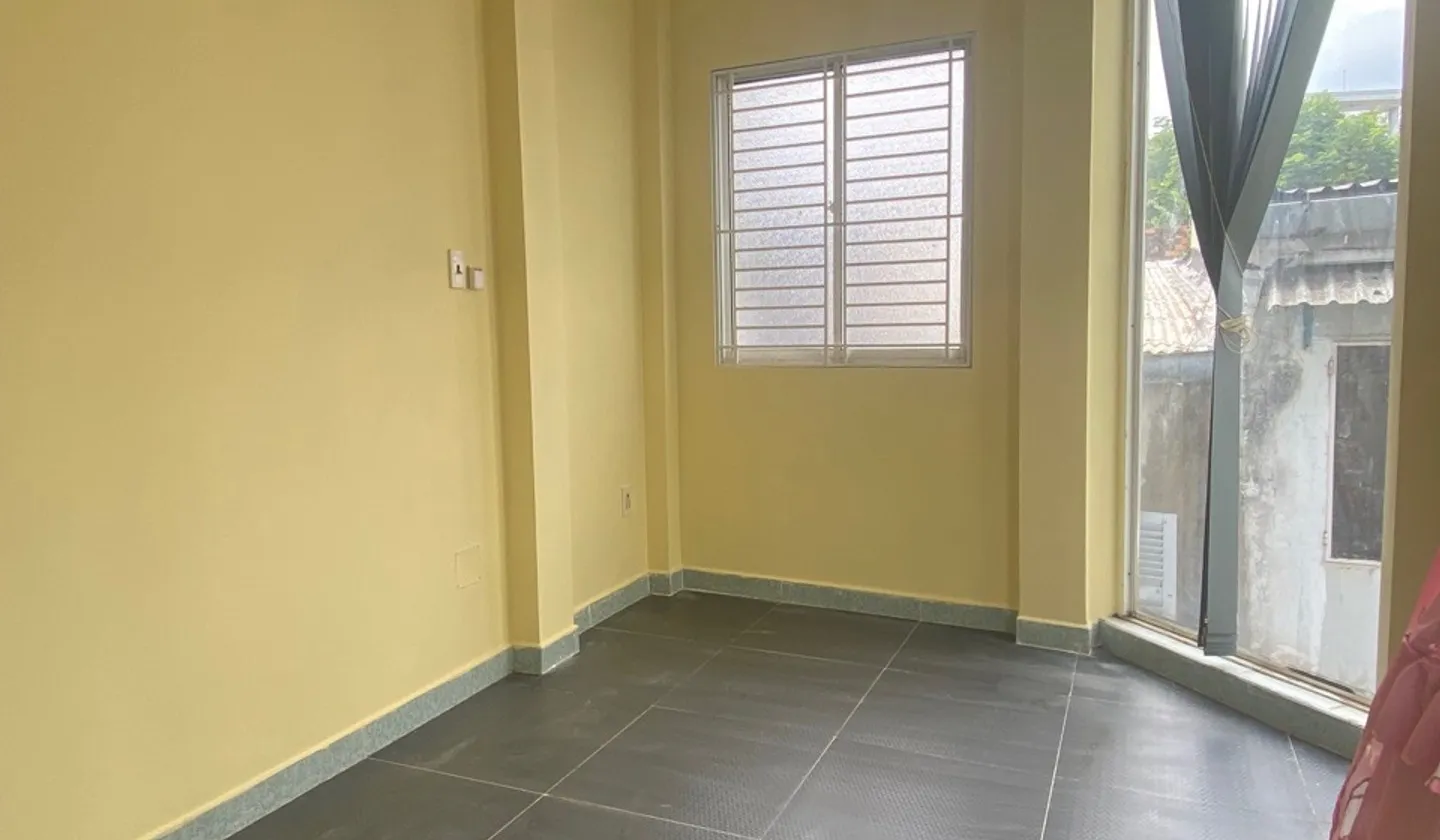 Bán nhà riêng 3 tầng Phạm Văn Chí,3 phòng ngủ tại Quận 6, giá 3.3 tỷ... Bán nhà riêng tại Bình Tiên, Hồ Chí Minh 01