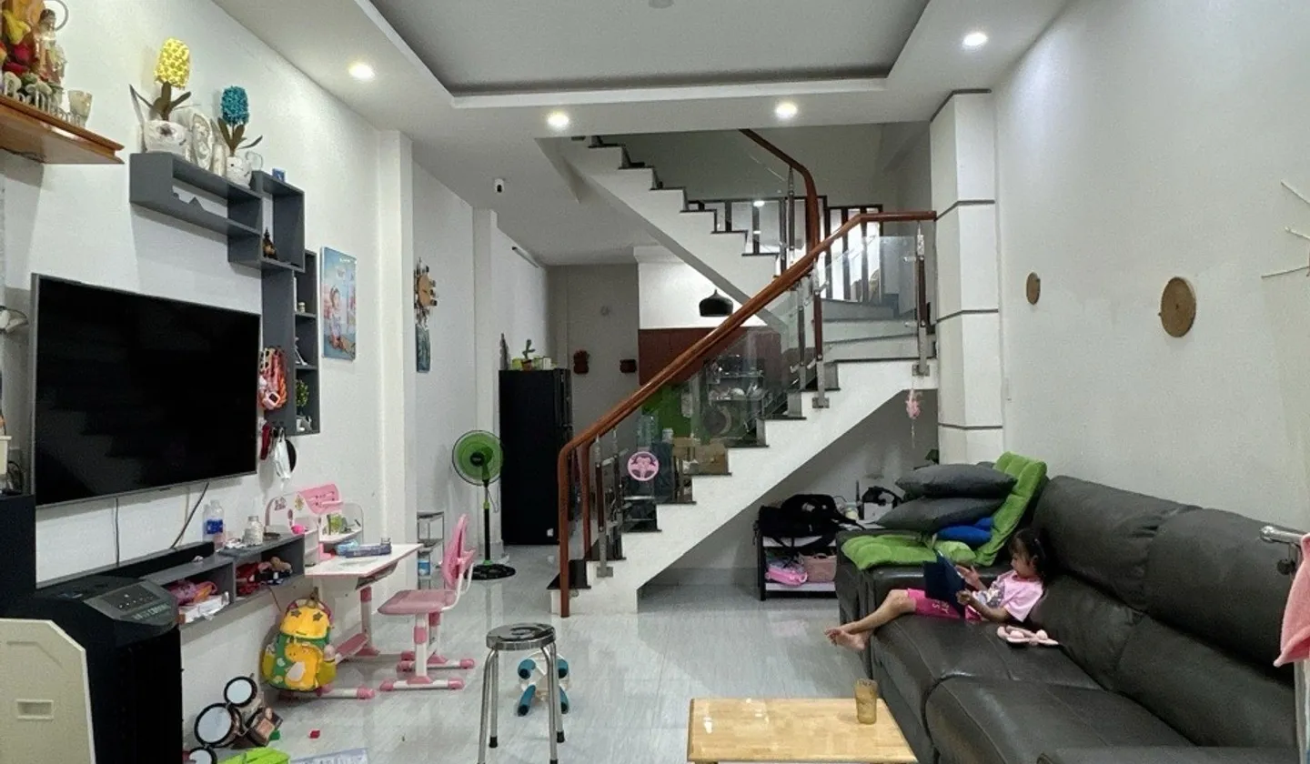 Bán nhà riêng 2 tầng diện tích 50.2m2 tại Long Trường, TP.HCM... Bán nhà riêng tại Long Trường, Hồ Chí Minh 01