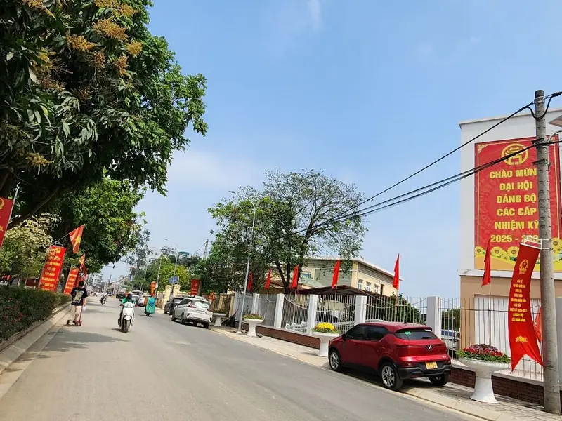 🔥🔥 Ô TÔ VÀO NHÀ – LÔ GÓC – NGÕ THÔNG – TRUNG TÂM BẮC TỪ LIÊM – NHÀ THOÁNG SÁNG, Ở CỰC SƯỚNG! 🔥🔥... Bán nhà riêng tại Phú Diễn, Hà Nội 01