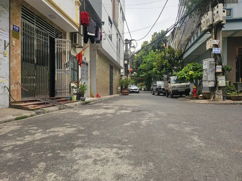 BÁN NHÀ ĐÀM QUANG TRUNG 40.5M2- 5 TẦNG - PHÂN LÔ BÀN CỜ, Ô TÔ TRÁNH ĐỖ - 12.8 Tỷ... Bán nhà riêng tại Long Biên, Hà Nội 01