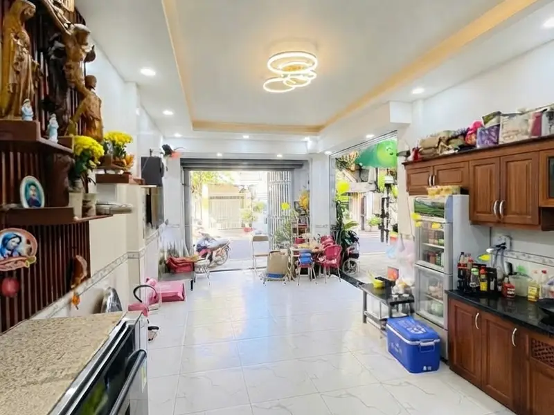 Bán nhà Lô góc 2 mặt tiền Lý Thánh Tông, sát Tô Hiệu, xe tải thông, xe hơi ngủ nhà,🫰 giá 5,5 tỷ... Bán nhà riêng tại Phú Thạnh, Hồ Chí Minh 01