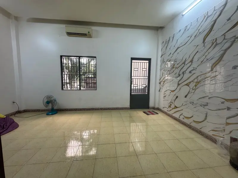 Nhà 2 tầng rộng rãi tại Phường Phú Định, chốn an cư lý tưởng... Bán nhà riêng tại Phú Định, Hồ Chí Minh 01