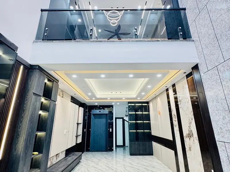 Nhà 5 tầng thang máy hiện đại ngay trung tâm, mặt ngõ Hồ Sen, chỉ cách mặt đường 15m... Bán nhà riêng tại Lê Chân, Hải Phòng 01