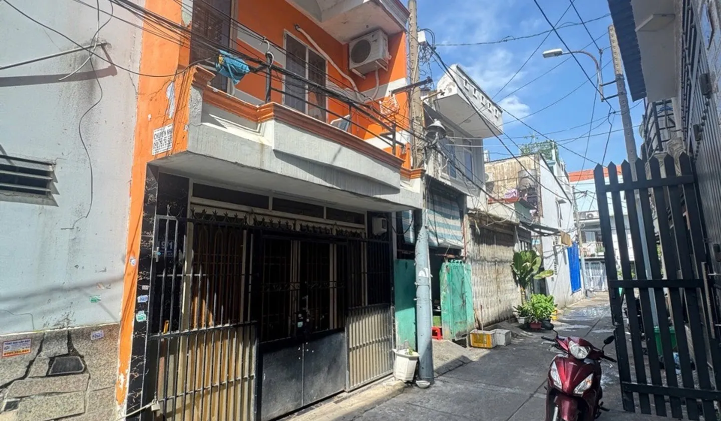 NHÀ ĐẸP GẦN CHỢ BÌNH LONG GIÁP TÂN PHÚ 40m2 NHỈNH 4 TỶ.... Bán nhà riêng tại Bình Hưng Hòa, Hồ Chí Minh 01