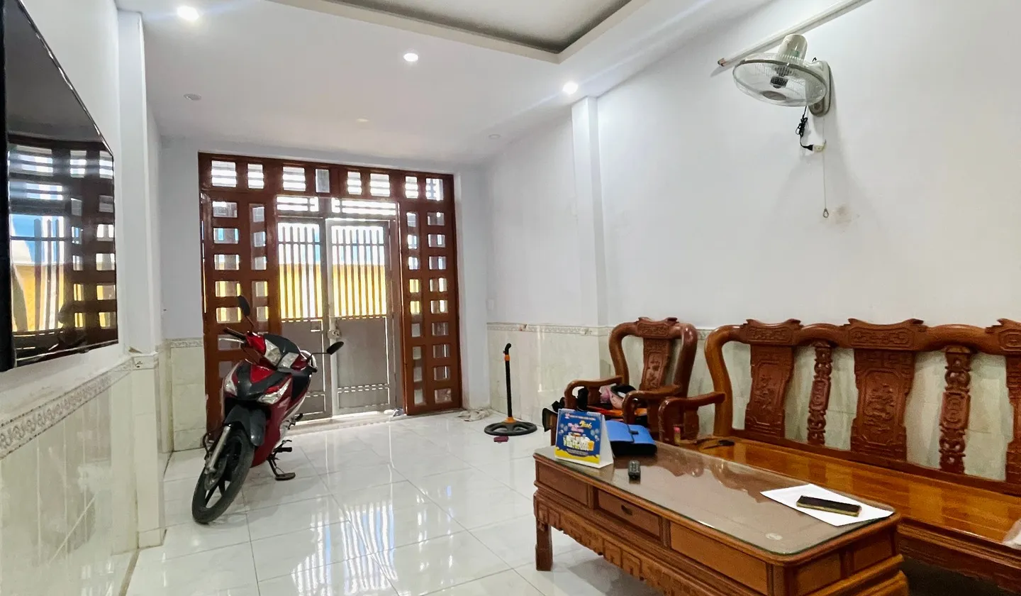 Nhà 2 tầng, 3 phòng ngủ tại Quang Trung, giá 3.5 tỷ... Bán nhà riêng tại An Hội Tây, Hồ Chí Minh 01