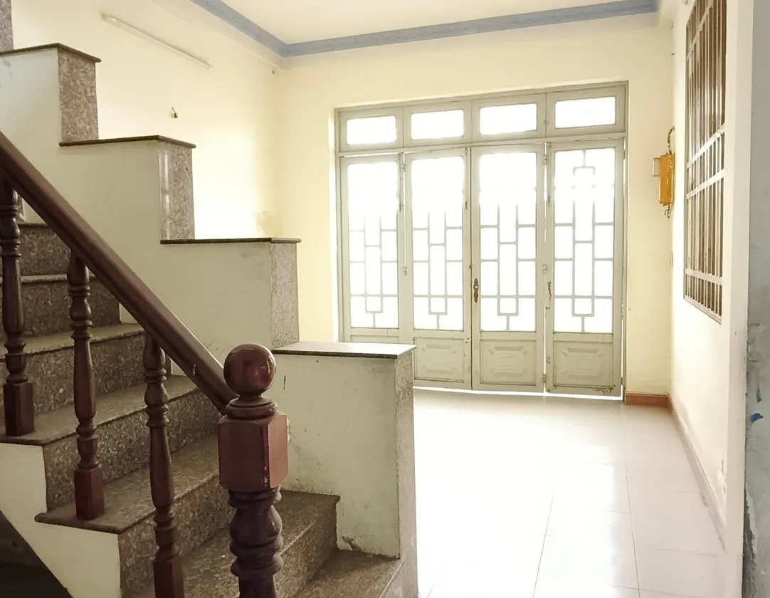 Nhà 2 tầng 64m2 gần chợ Thủ Đức giá 4.5 tỷ... Bán nhà riêng tại Thủ Đức, Hồ Chí Minh 01