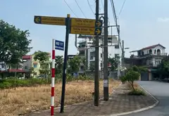 Bán nhà riêng 3 tầng diện tích 90.1 m2 hướng Tây Nam tại Dương Quang... Bán nhà riêng tại Thuận An, Hà Nội 01