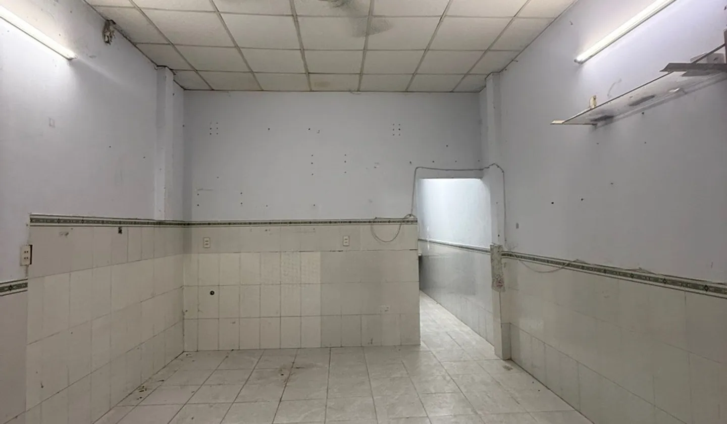Nhà 1 tầng hẻm xe hơi gần Aeon Tân Phú, giá 4.4 tỷ... Bán nhà riêng tại Bình Hưng Hòa, Hồ Chí Minh 01