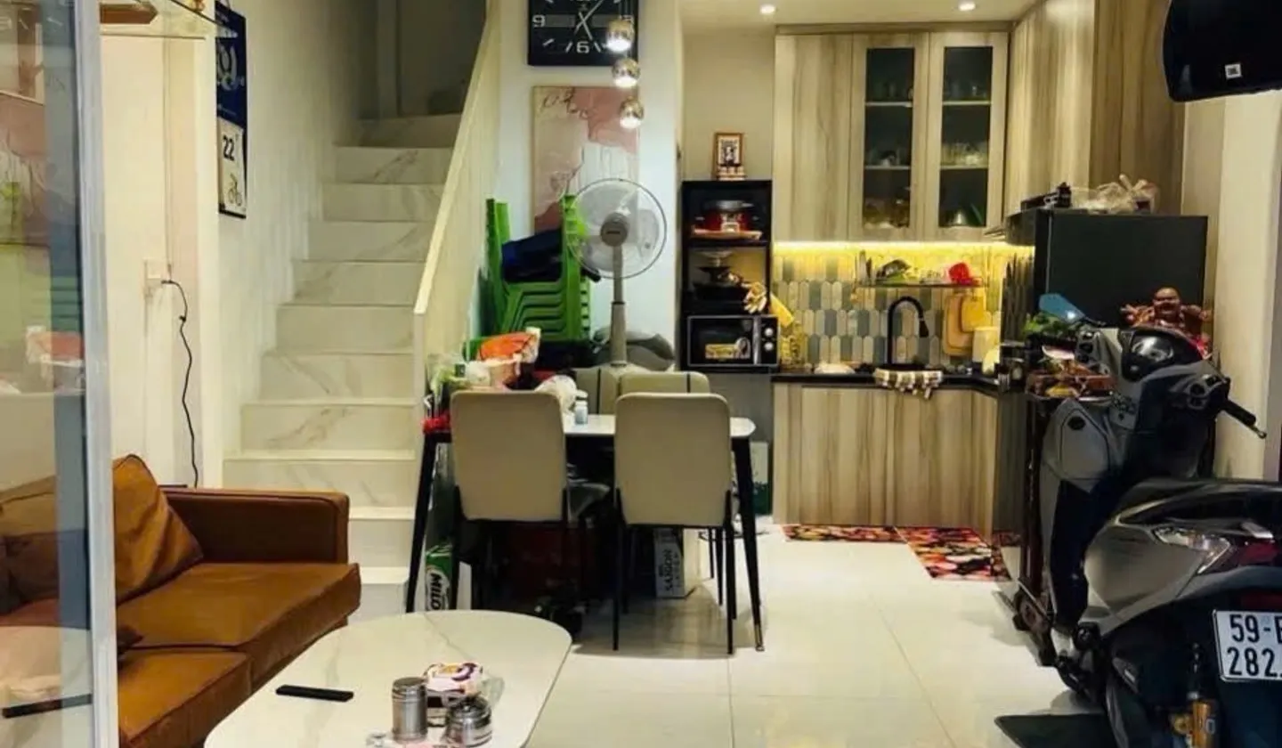 SIÊU PHẨM KHU VIP NHÀ ĐẸP ĐƯỜNG PHẠM VĂN CHIÊU- HẺM Ô TÔ THÔNG - ĐANG CHO THUÊ 7TR/01 THÁNG - 4 x 6... Bán nhà riêng tại Thông Tây Hội, Hồ Chí Minh 01