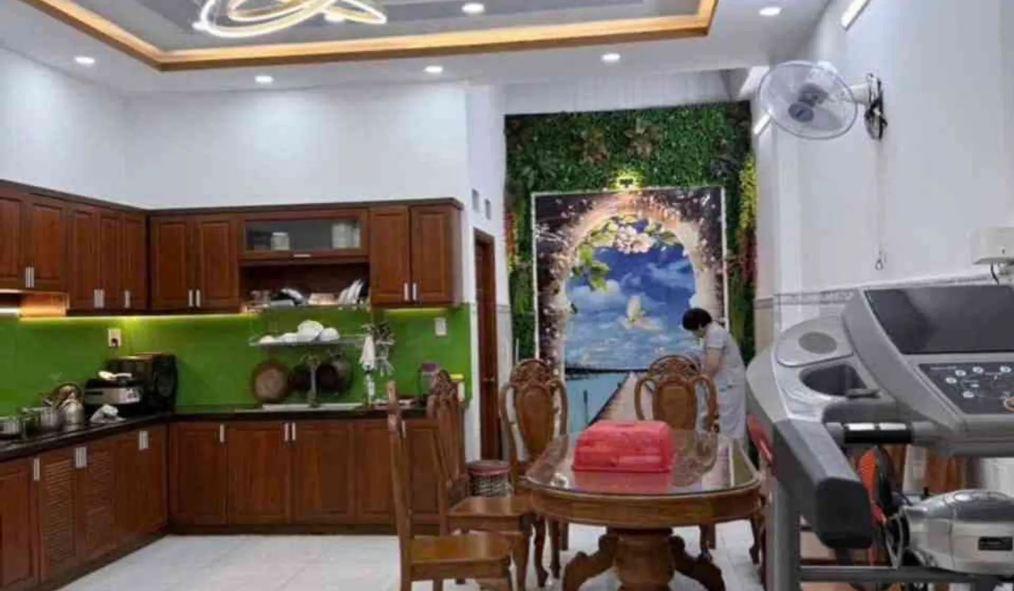 Bán nhà 3 tầng Gần Emart Phan Huy Ích, 5x19m, 4 phòng ngủ, hẻm xe hơi,... Bán nhà riêng tại An Hội Tây, Hồ Chí Minh 01