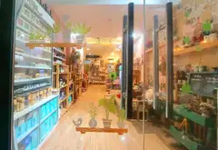 Nhà 4 tầng tiện nghi khu trung tâm, hẻm thông rộng, kinh doanh tốt... Bán nhà riêng tại Hòa Hưng, Hồ Chí Minh 01
